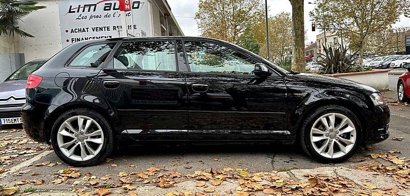 AUDI A3 SPORTBACK 1.6 TDI 105 AMBITION S-TRONIC7