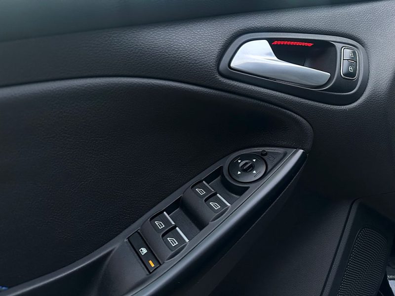 FORD FOCUS 2.3 350 AWD RS 5P*4x4*1°Main*CAMERA*GPS*SONY*