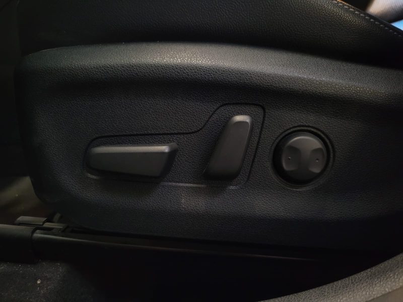 KIA NIRO 1.6 GDi 141cv PREMIUM / 1ERE MAIN+SUIVI COMPLET KIA+SIEGE ELECTRIQUE+CAMERA DE RECUL+CARPLA