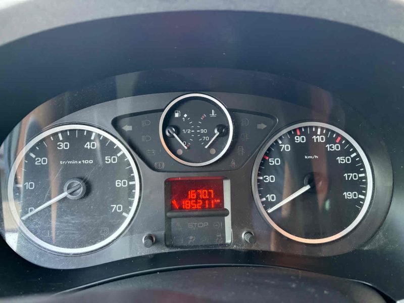 PEUGEOT PARTNER Tepee 2010