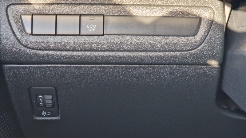 PEUGEOT 208 2019 PREMIUM PACK + CARPLAY