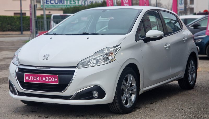 PEUGEOT 208 2019 PREMIUM PACK + CARPLAY