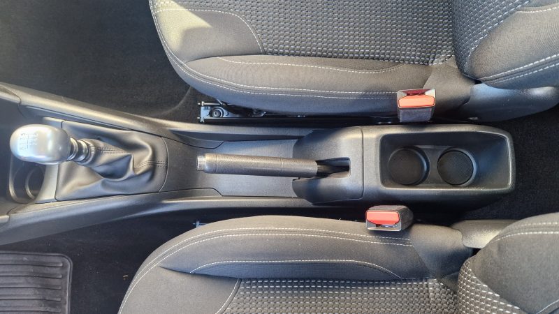 PEUGEOT 208 2019 PREMIUM PACK + CARPLAY