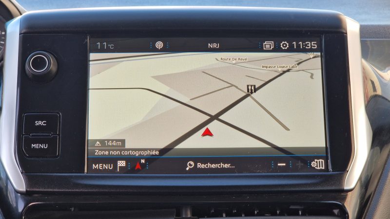 PEUGEOT 208 2019 PREMIUM PACK + CARPLAY