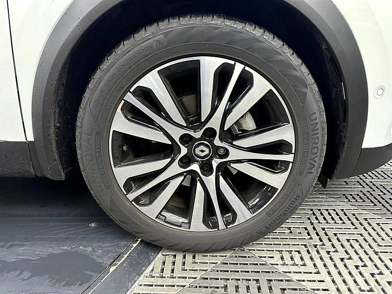 RENAULT CAPTUR INITIALE PARIS 1.6 TCe 145 HYBRID