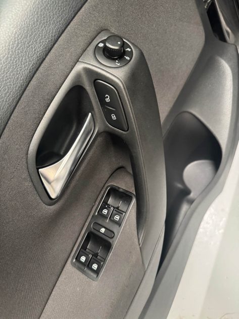 VOLKSWAGEN POLO 1.6 TDI 90CH MATCH