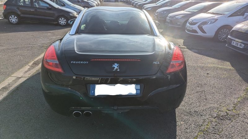 PEUGEOT  RCZ 2012