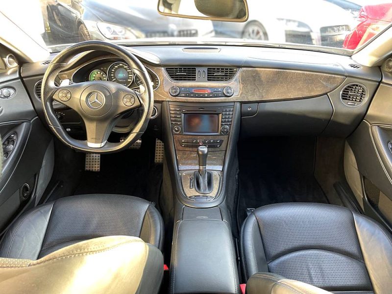 MERCEDES CLS AMG 63 514 CH ENTIEREMENT D'ORIGINE GARANTIE 12 MOIS 