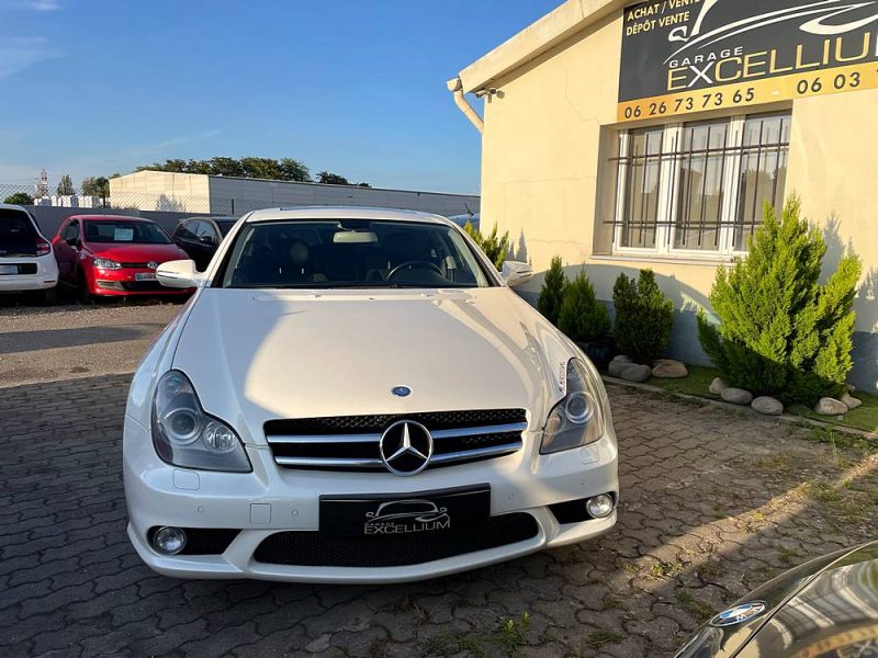 MERCEDES CLS AMG 63 514 CH ENTIEREMENT D'ORIGINE GARANTIE 12 MOIS 