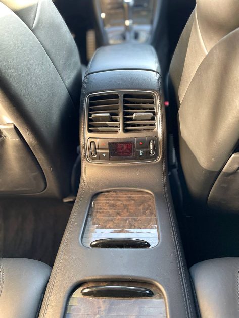 MERCEDES CLS AMG 63 514 CH ENTIEREMENT D'ORIGINE GARANTIE 12 MOIS 