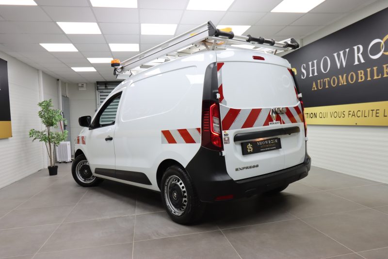 RENAULT EXPRESS 2021