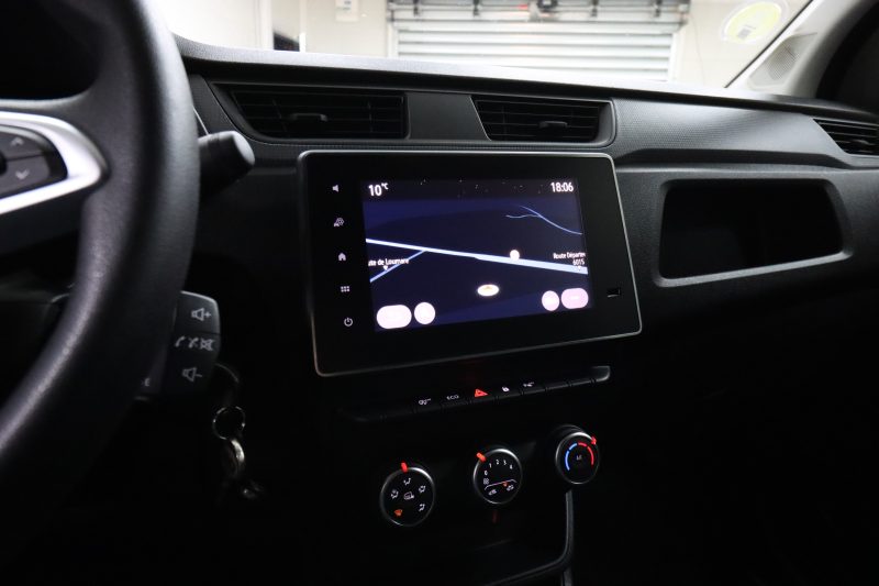 RENAULT EXPRESS 2021