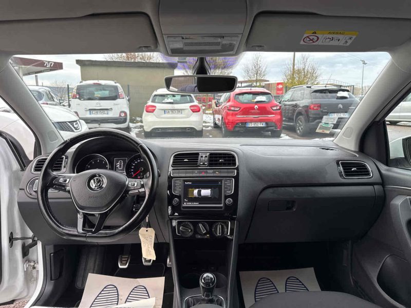 VOLKSWAGEN POLO 2017