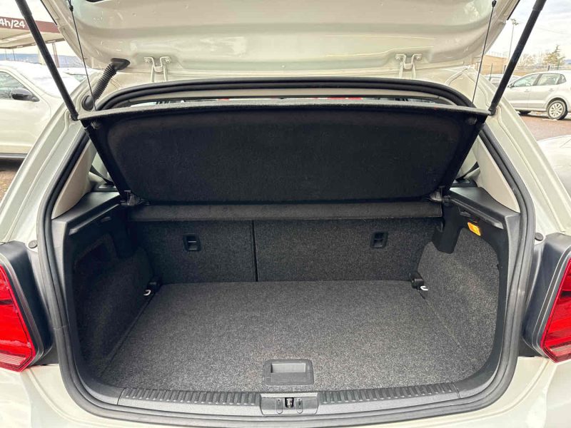 VOLKSWAGEN POLO 2017