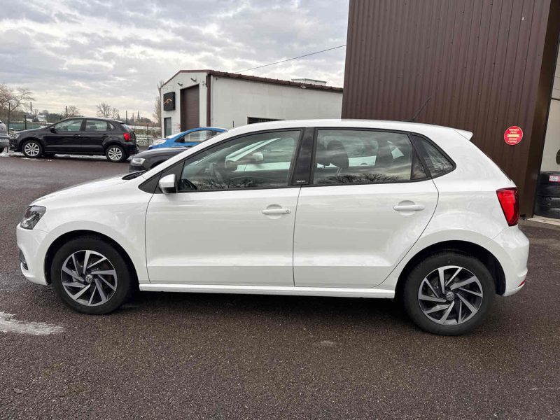 VOLKSWAGEN POLO 2017