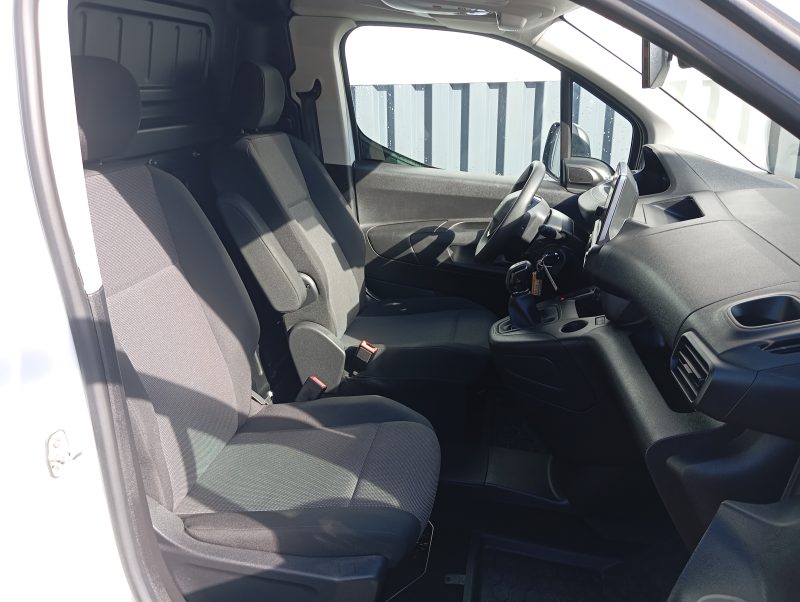 Peugeot Partner Standard 650Kg BlueHDi 100 S&S BVM6 Asphalt