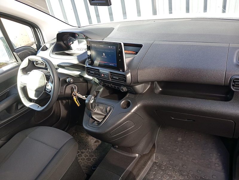 Peugeot Partner Standard 650Kg BlueHDi 100 S&S BVM6 Asphalt