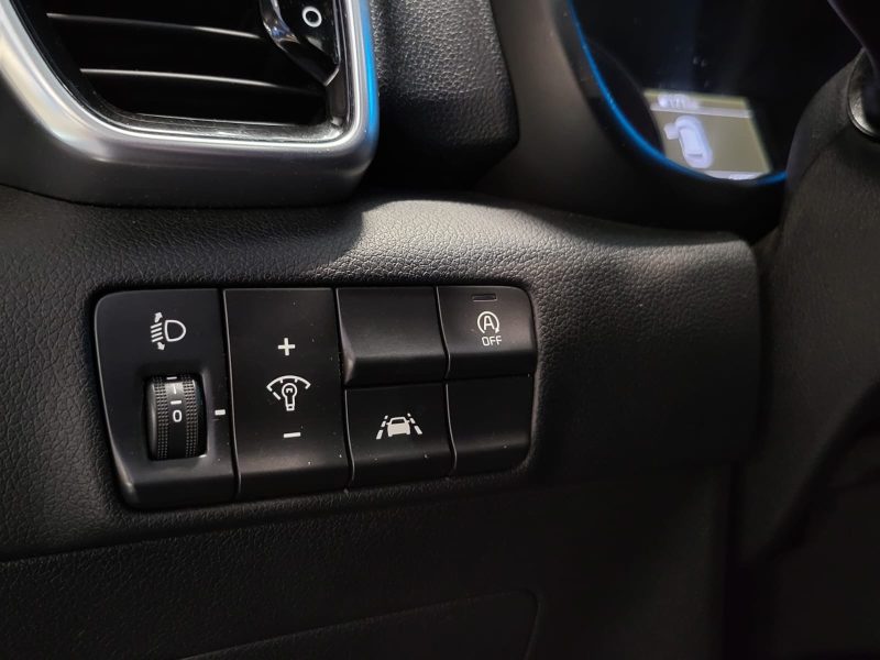 KIA SPORTAGE 1.6 CRDI 136 GT LINE DCT SUIVI COMPLET KIA / TOIT OUVRANT / CAMERA / KEYLESS