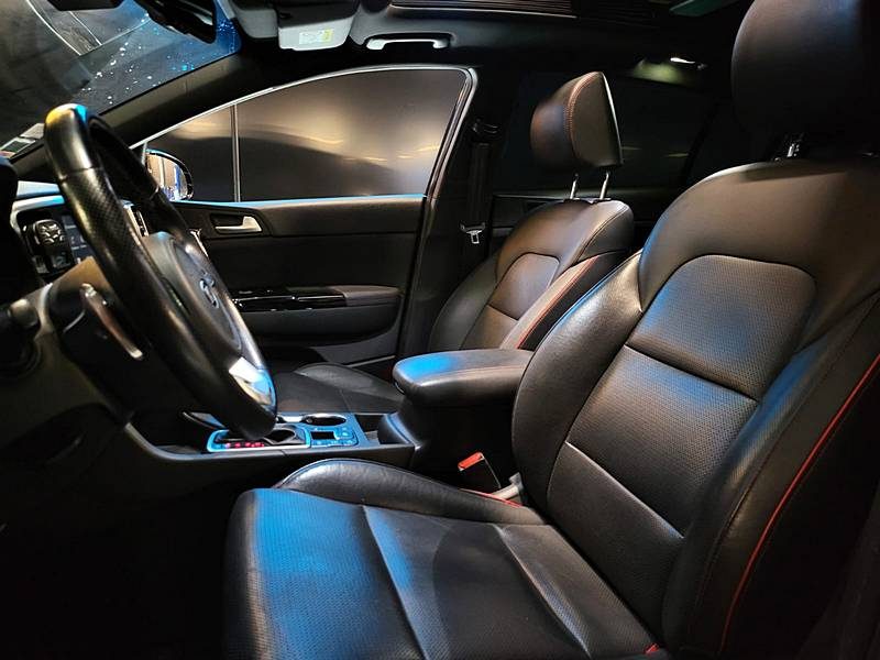 KIA SPORTAGE 1.6 CRDI 136 GT LINE DCT SUIVI COMPLET KIA / TOIT OUVRANT / CAMERA / KEYLESS