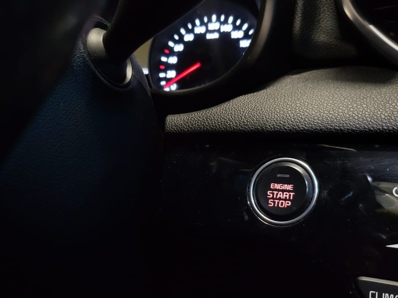 KIA SPORTAGE 1.6 CRDI 136 GT LINE DCT SUIVI COMPLET KIA / TOIT OUVRANT / CAMERA / KEYLESS