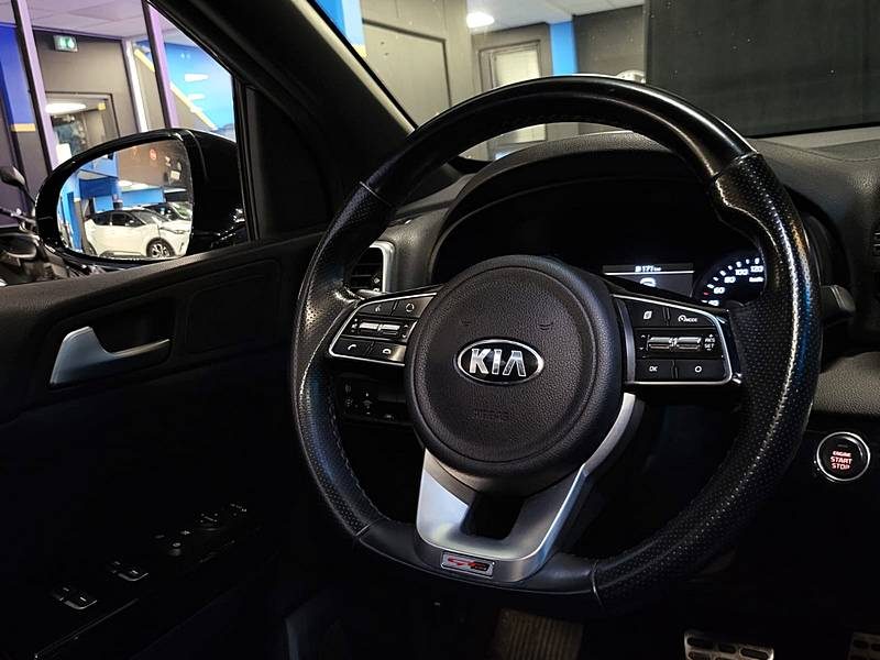 KIA SPORTAGE 1.6 CRDI 136 GT LINE DCT SUIVI COMPLET KIA / TOIT OUVRANT / CAMERA / KEYLESS