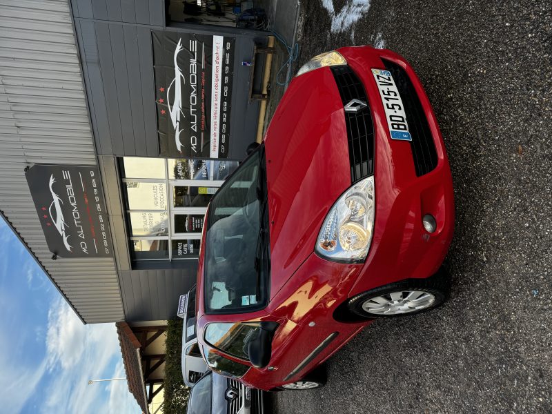 RENAULT CLIO 2010