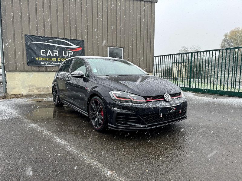 VOLKSWAGEN GOLF 2019