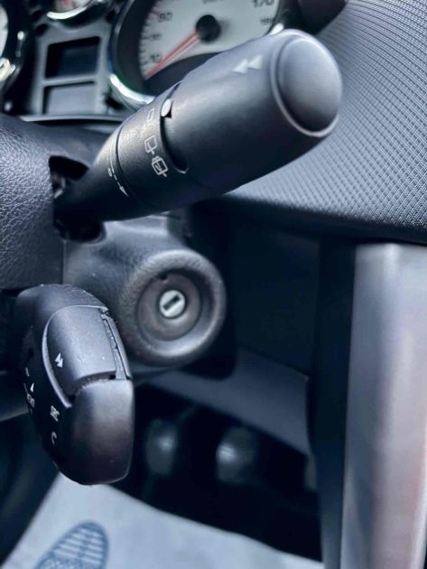 PEUGEOT 207 SW 1.6 HDI 92CH FAP BLEU LION SERIE 64