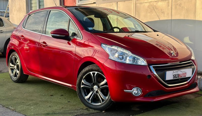PEUGEOT 208 2014