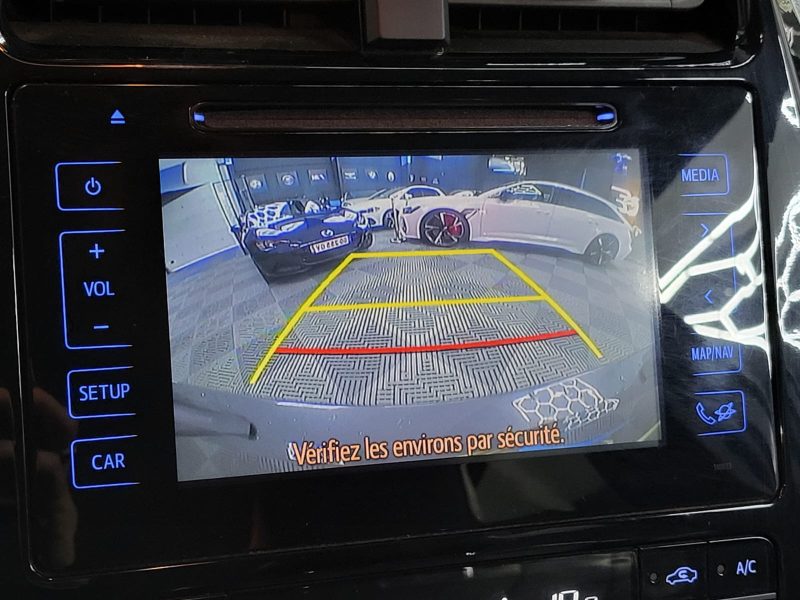 TOYOTA PRIUS Hybrid 122cv Dynamic Business Boîte Auto CVT