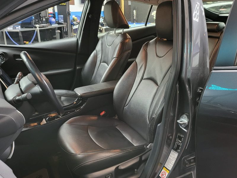 TOYOTA PRIUS Hybrid 122cv Dynamic Business Boîte Auto CVT