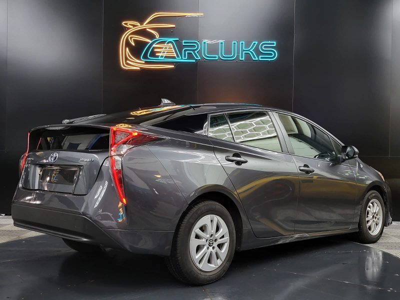 TOYOTA PRIUS Hybrid 122cv Dynamic Business Boîte Auto CVT