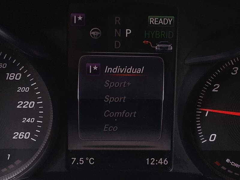 MERCEDES-BENZ GLC Hybrid 350e 320cv EQ-Power Sportline 4Matic Boîte Auto 7G-Tronic