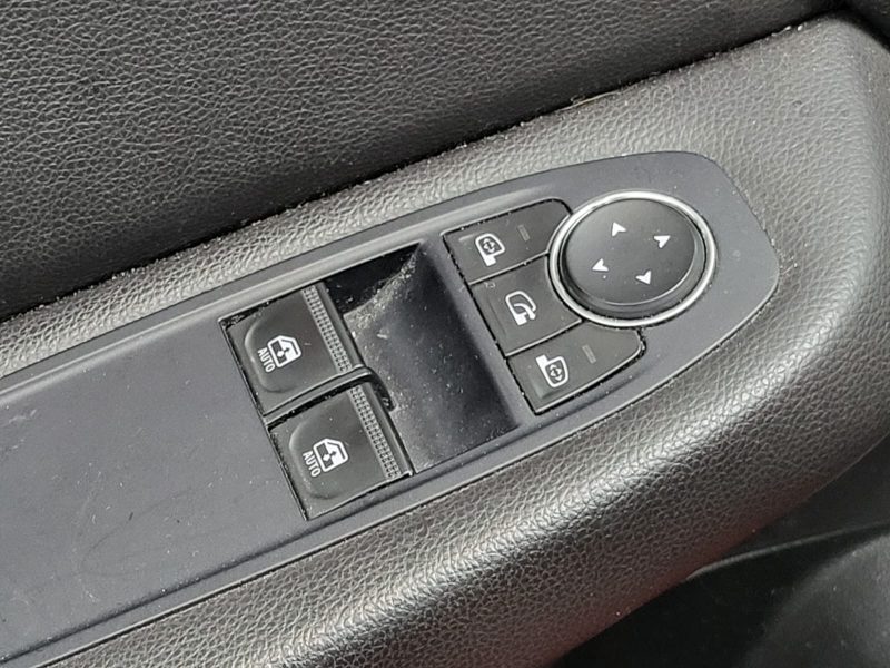 1.0 TCe 12V S&S 100 cv / BUSINESS