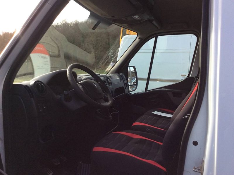 RENAULT MASTER III 2015  PRIX HORS TAXE 10500 EUROS 2.3 dCi 110CV PRIX HORS TAXE 10500 EUROS