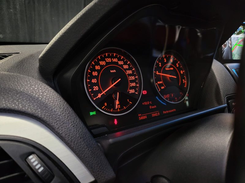 BMW SERIE 1 118i 136Cv MSPORT / TOIT OUVRANT / CARPLAY / LUMIERE D'AMBIANCE / CAMERA + RADAR AV/A