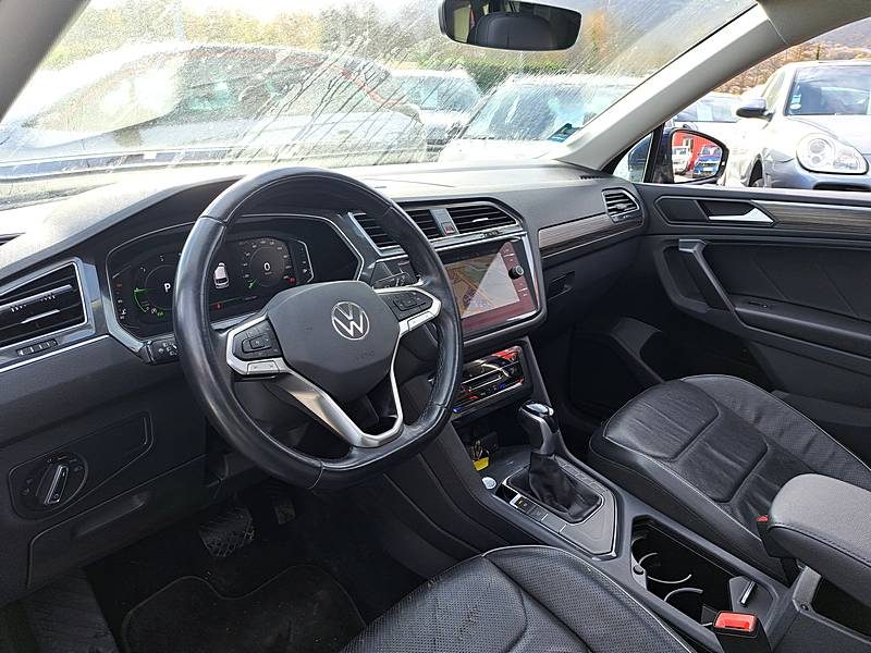VOLKSWAGEN TIGUAN ALLSPACE 2.0 TDI 150 Cv DSG7 7 PLACES SELLERIE CUIR TOIT OUVRANT PANORAMIQUE