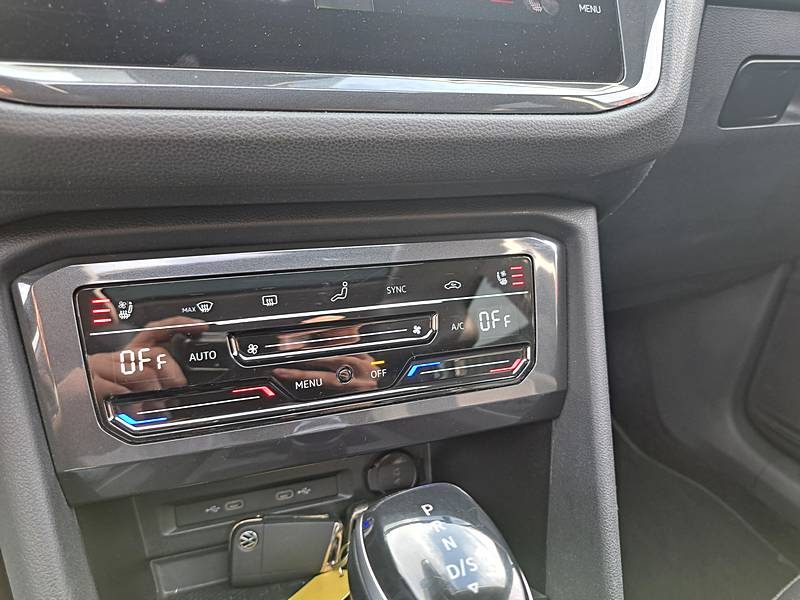 VOLKSWAGEN TIGUAN ALLSPACE 2.0 TDI 150 Cv DSG7 7 PLACES SELLERIE CUIR TOIT OUVRANT PANORAMIQUE