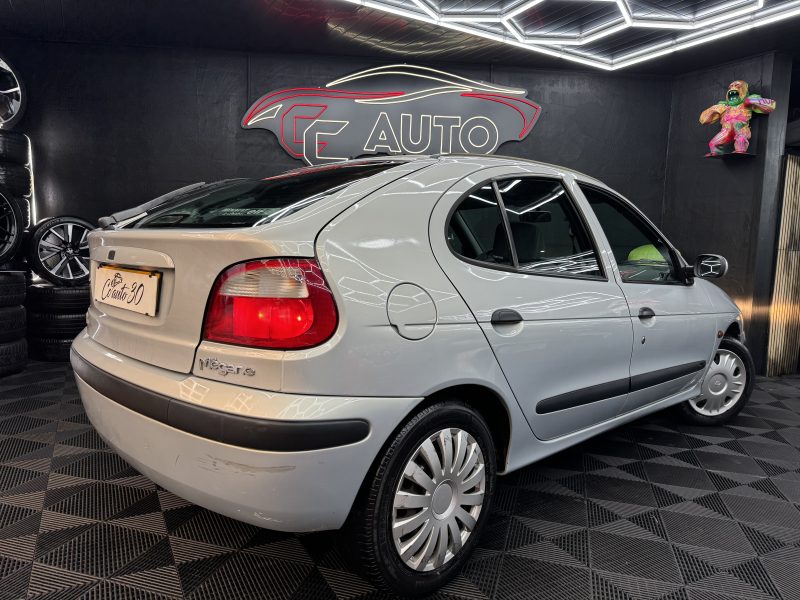 RENAULT MEGANE 1999