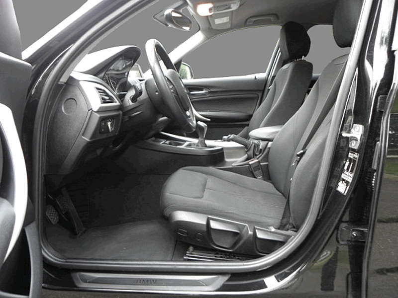 BMW 118i 136 ch Lounge 