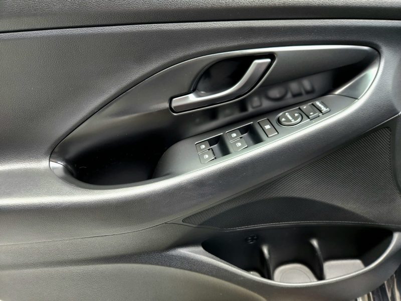 HYUNDAI i30 N 2.0 T-GDI 275 Performance*CAMERA*LED*GPS*