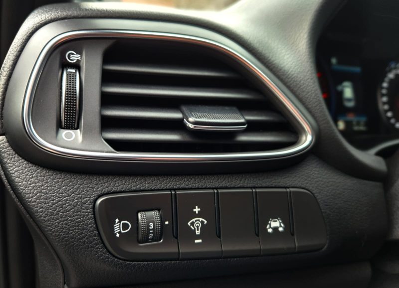 HYUNDAI i30 N 2.0 T-GDI 275 Performance*CAMERA*LED*GPS*