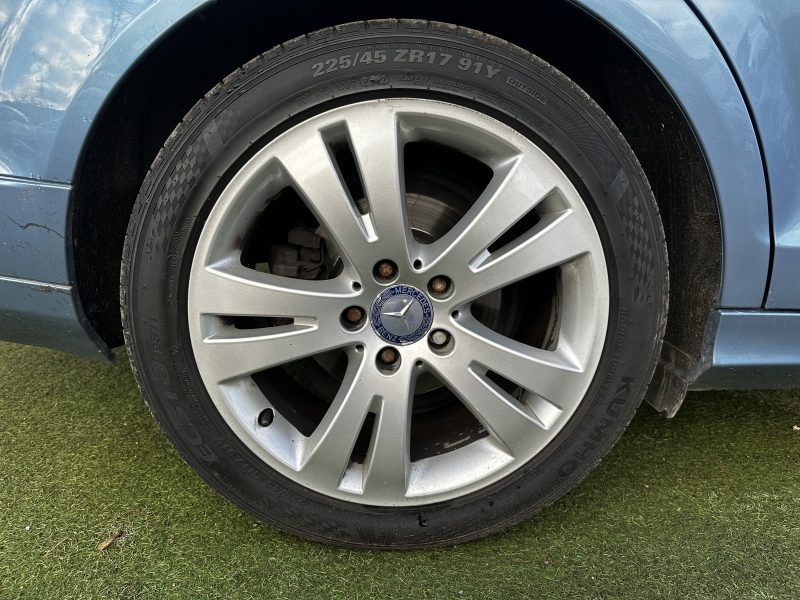 MERCEDES-BENZ CLASSE C W204 2010