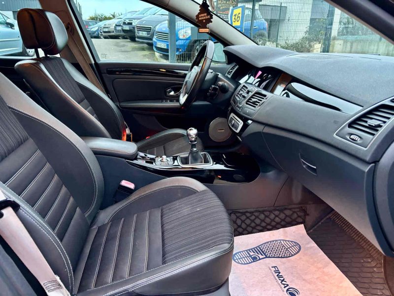 RENAULT LAGUNA 2.0 DCI 130 ENERGY ECO2 BOSE EDITION