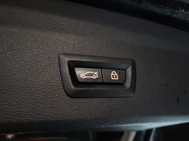 BMW X1 F48 sDrive 18i 140Cv BUSINESS / 2EME MAIN / CAMERA DE RECUL / COFFRE ELECTRIQUE / KEYLESS