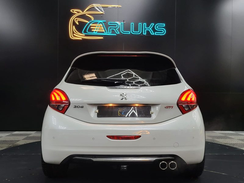 PEUGEOT 208 GTI 1.6 THP 208cv By Peugeot Sport BVM6
