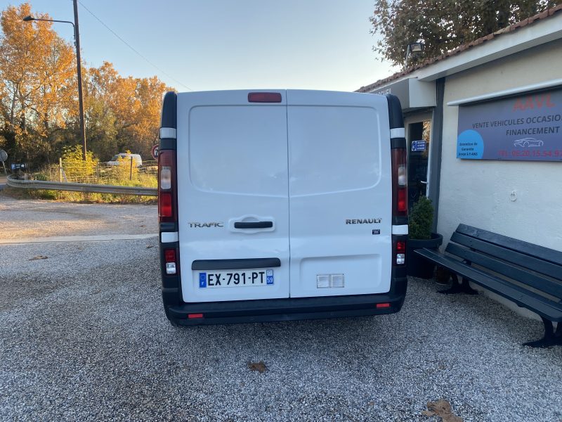 RENAULT TRAFIC 2018