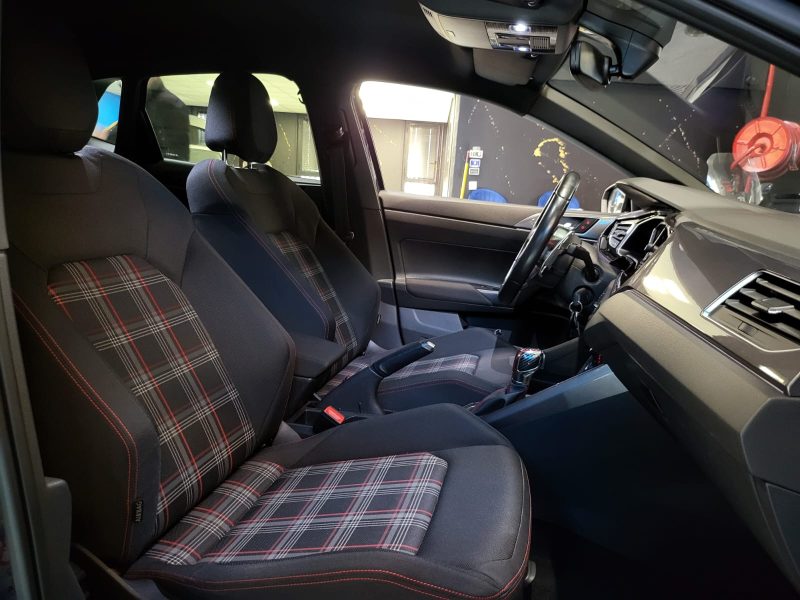 VOLKSWAGEN POLO VI GTI 2.0 200cv DSG6 CARPLAY / CAMERA / ACC / VIRTUAL COCKPIT / DRIVE SELECT