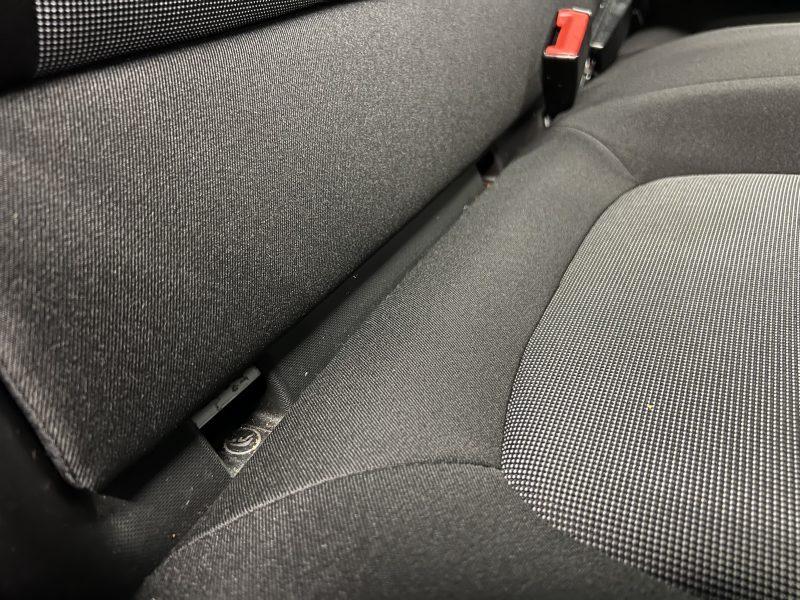 RENAULT TWINGO III ZEN 1.0 SCE 70 S&S PREMIERE MAIN 35 600 Kms CLIMATISATION BLUETOOTH Garantie 1 an