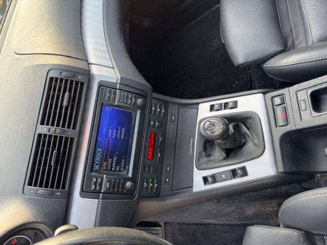 BMW  SERIE 3 318D 115CV PACK M 2003